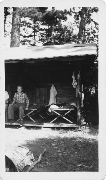 1945 Ken in Indian Pt